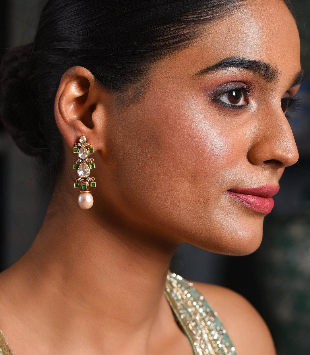MAHODARI MOISSANITE EARRING