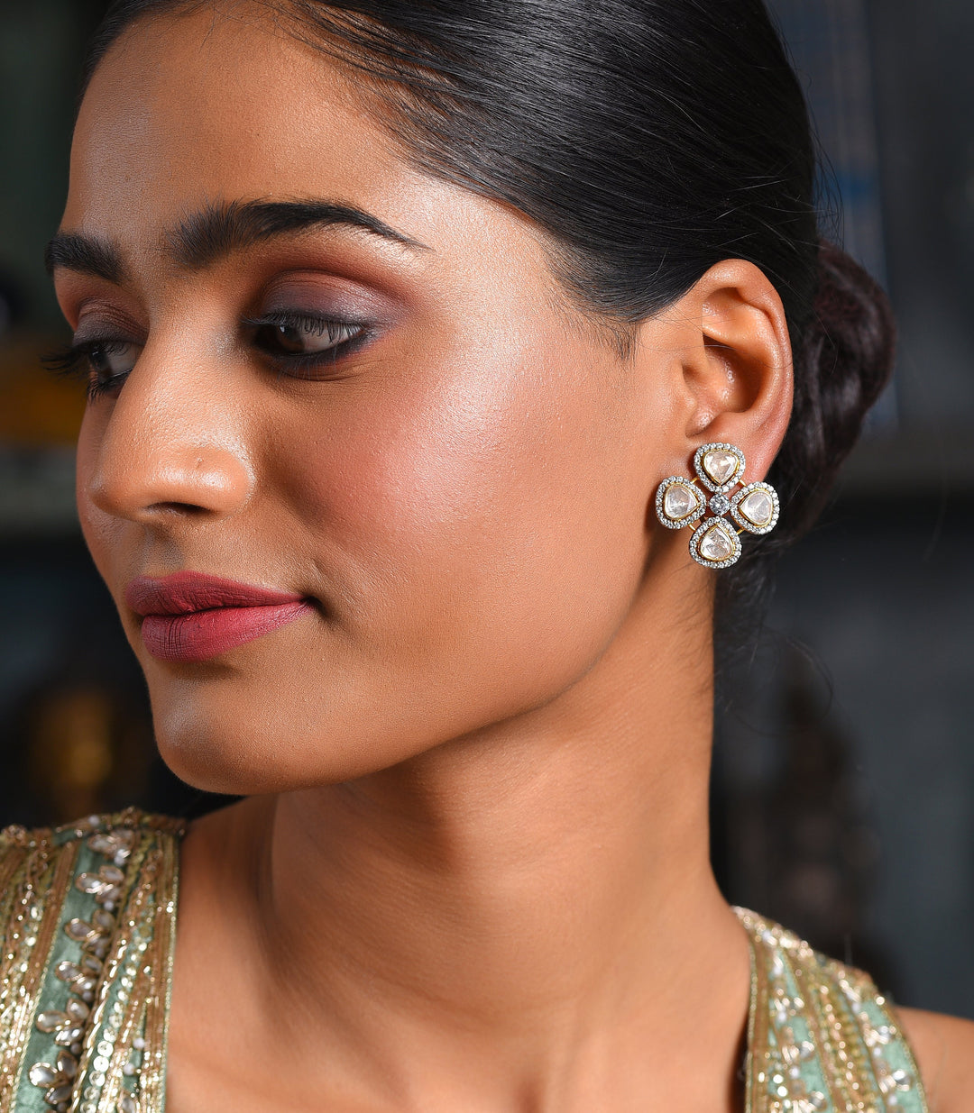 SURABHI MOISSANITE STUD