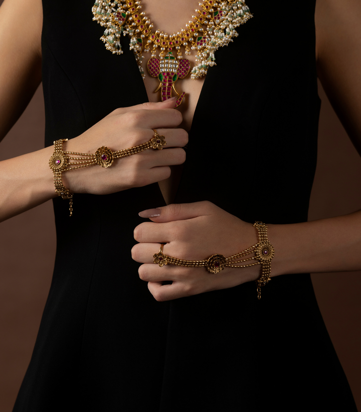 SIMRAN RED GOLD PLATED HATHPHOOLS