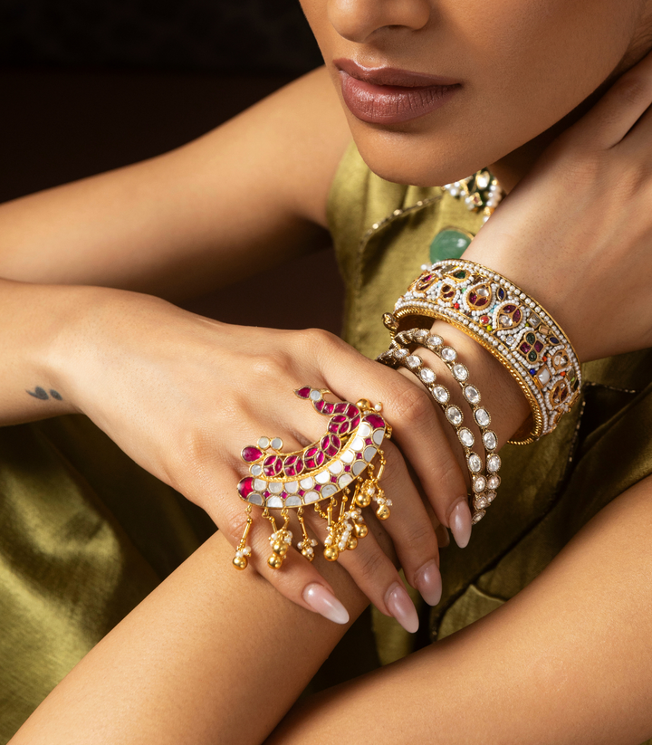 ANAHIRA RED MOTHERT OF PEARL RING