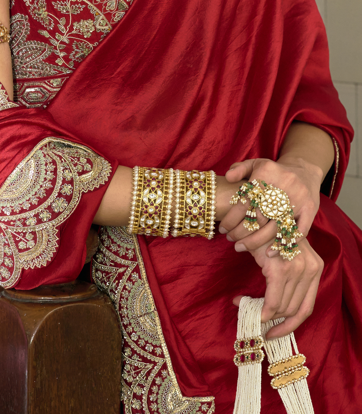 DEVMANI RED KUNDAN BANGLES