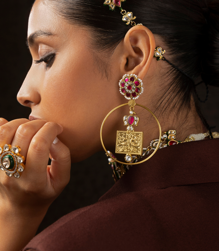 ISHIRA RED KUNDAN STATEMENT EARRING