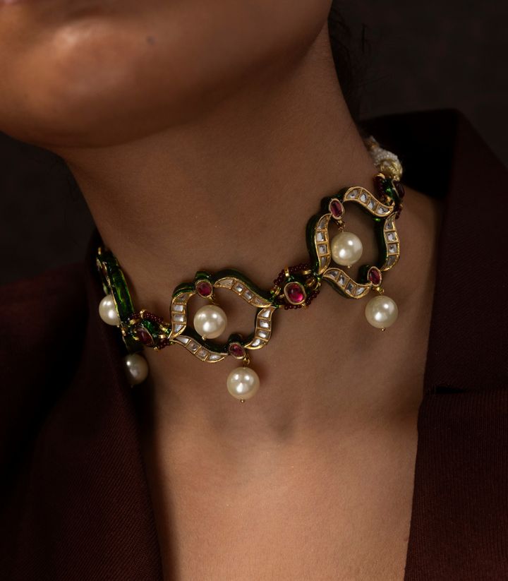 HAMSIKA RED KUNDAN CHOKER