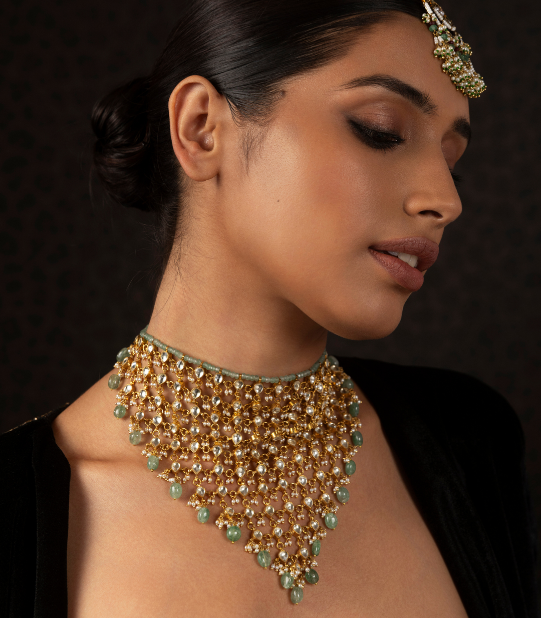 YUVANI GREEN KUNDAN CHOKER