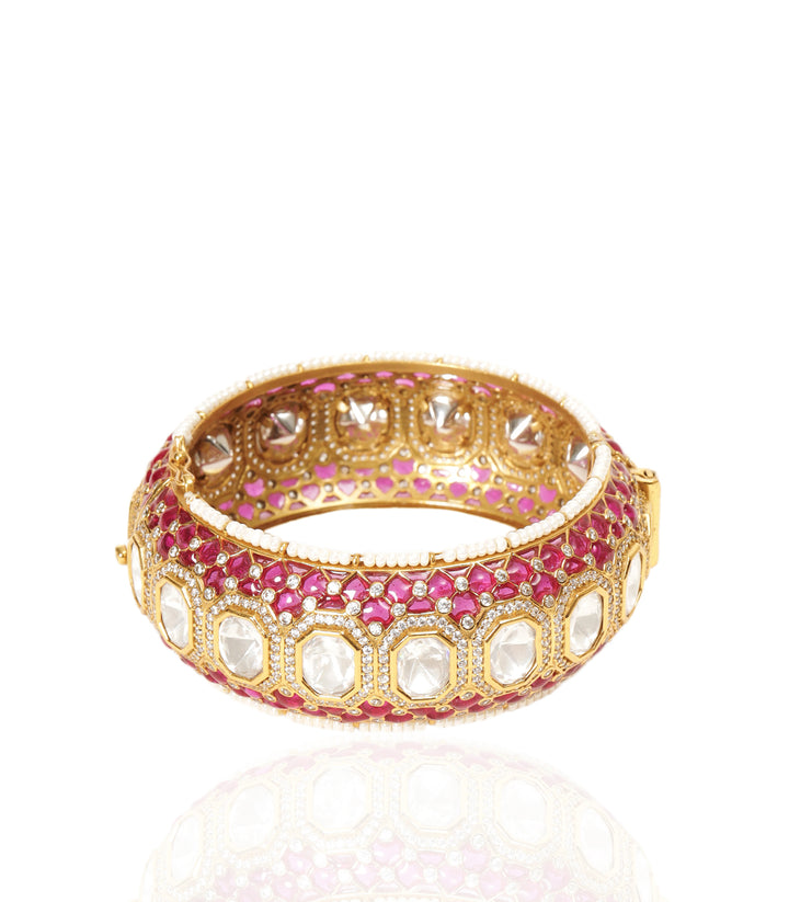 AVLEEN RED POLKI BANGLE