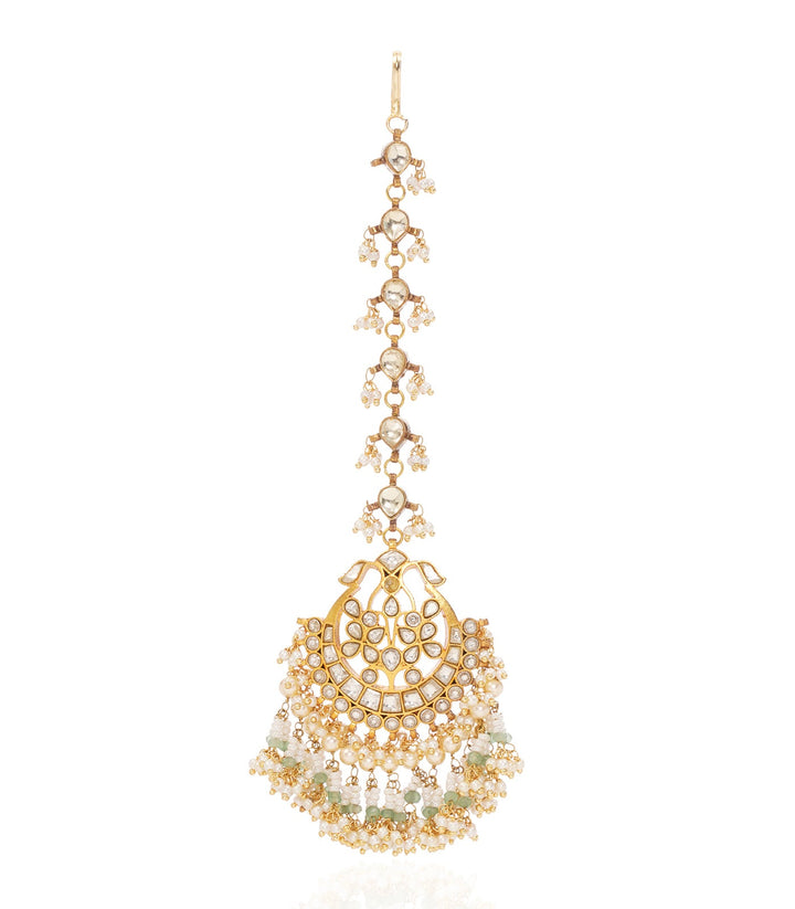 DEVISHA WHITE KUNDAN TIKA