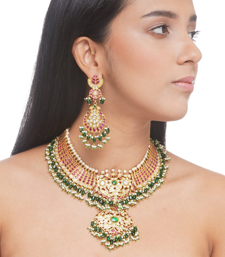 AISHANI NECKLACE SET