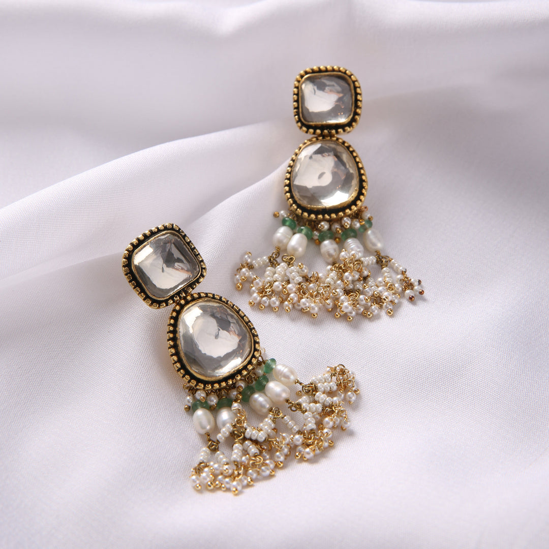 CHITRALI EARRING