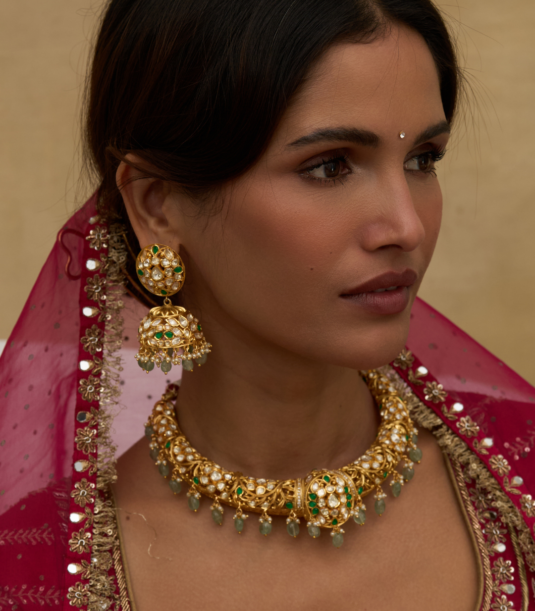 MONITA GREEN MOISSANITE HASLI NECKLACE SET