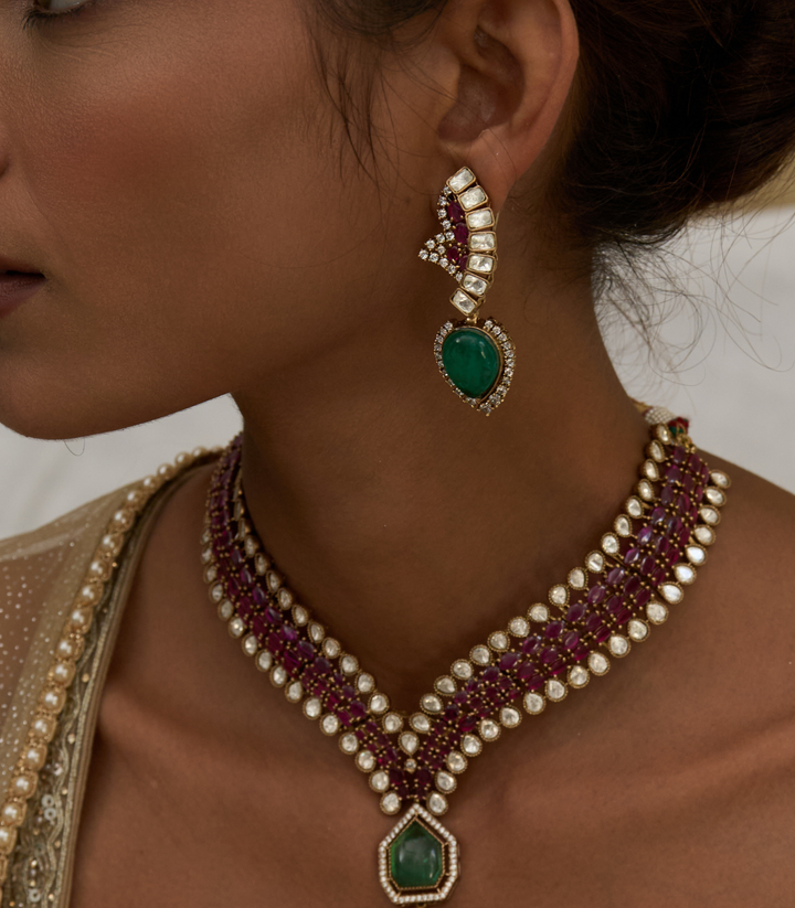 JASKIRAT GREEN ZIRCON LONG NECKLACE