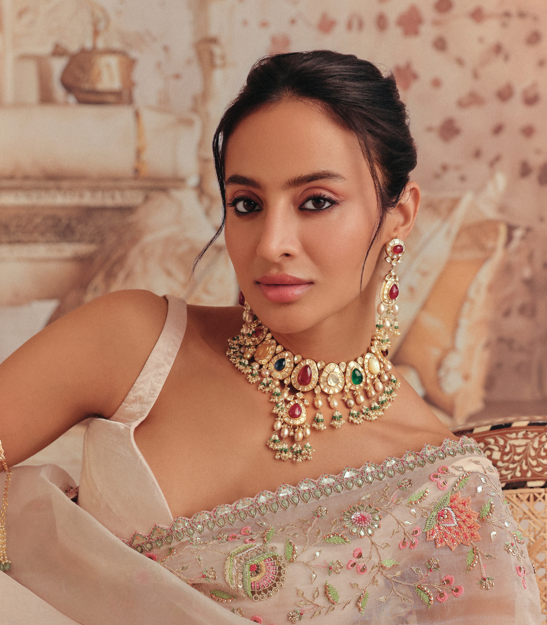 DHRUVI GREEN MOISSANITE NECKLACE SET