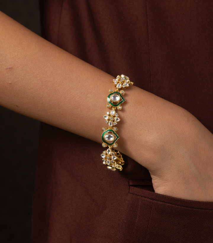 BHAWNA GREEN POLKI BRACELET