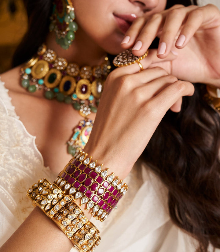 Aprajita Kundan Bangle