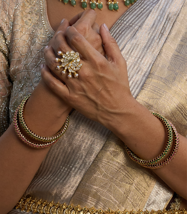 BHAVANA GREEN JADAU BANGLES
