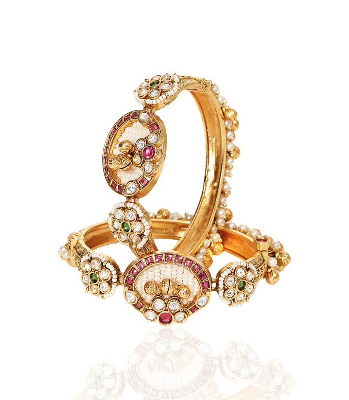 SAMIKA RED & GREEN KUNDAN BANGLES