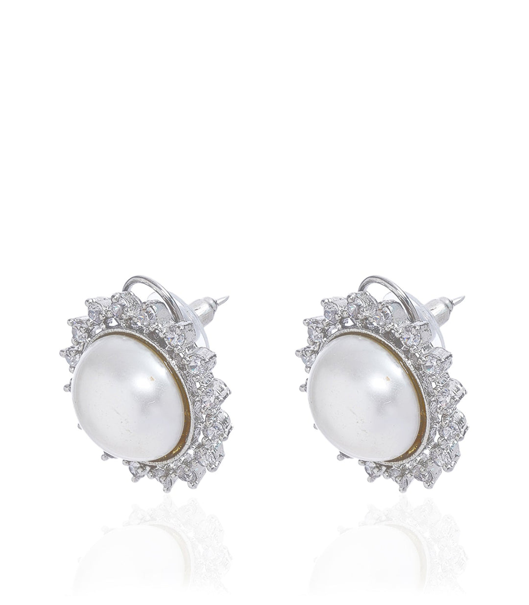 NANCY SILVER FINISH ZIRCON STUD