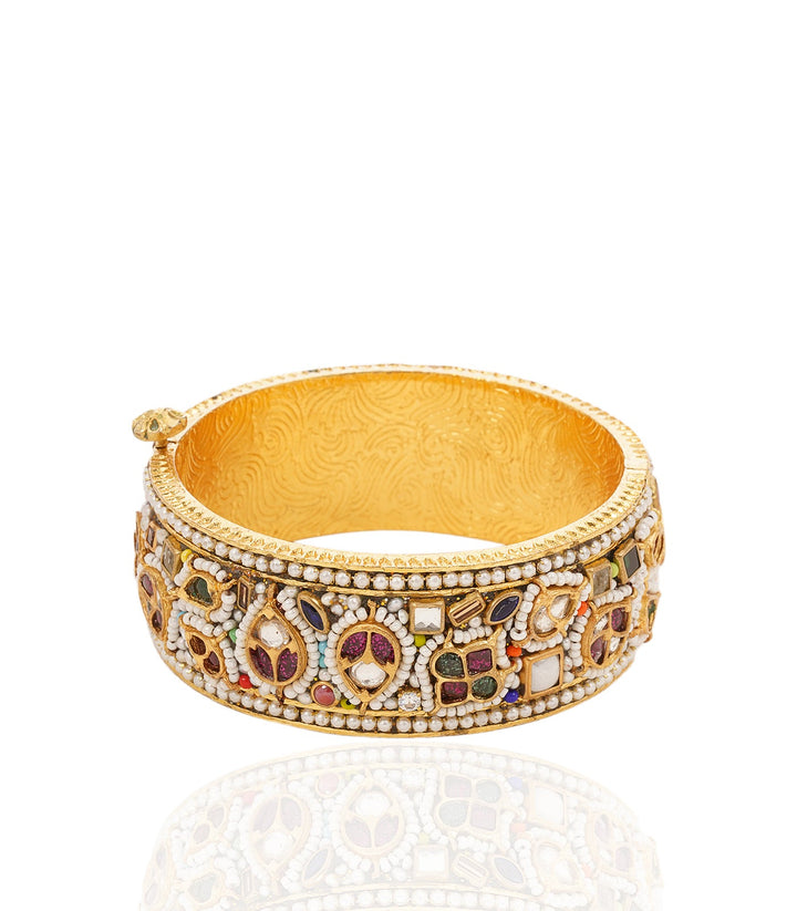 ISHANI NAVRATAN KUNDAN BANGLES