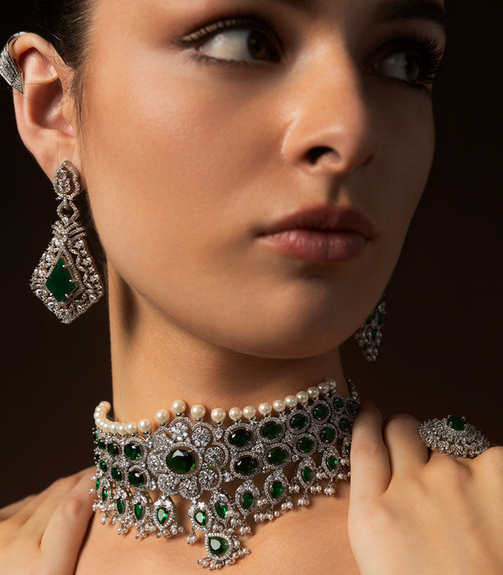 CLAIRE GREEN ZIRCON STATEMENT EARRING