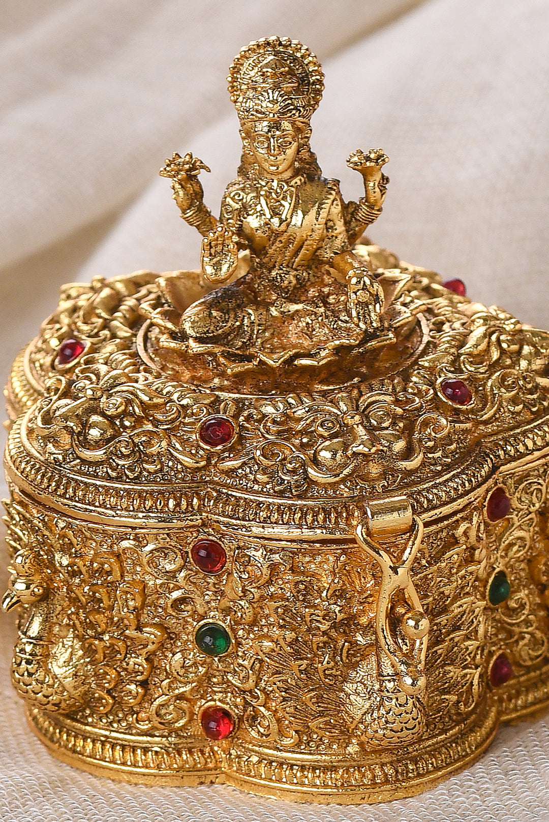 GOLD PLATED LORD LAKSHMI SINDOOR BOX