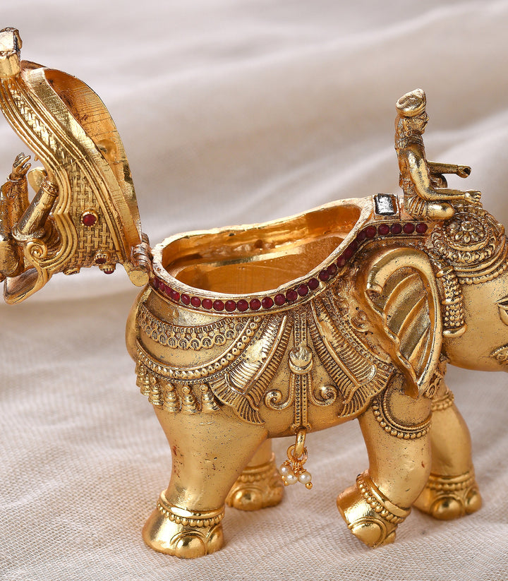 GOLD PLATED ELEPHANT SINDOOR BOX
