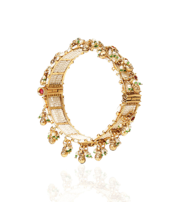 REKHA RED & GREEN BANGLES
