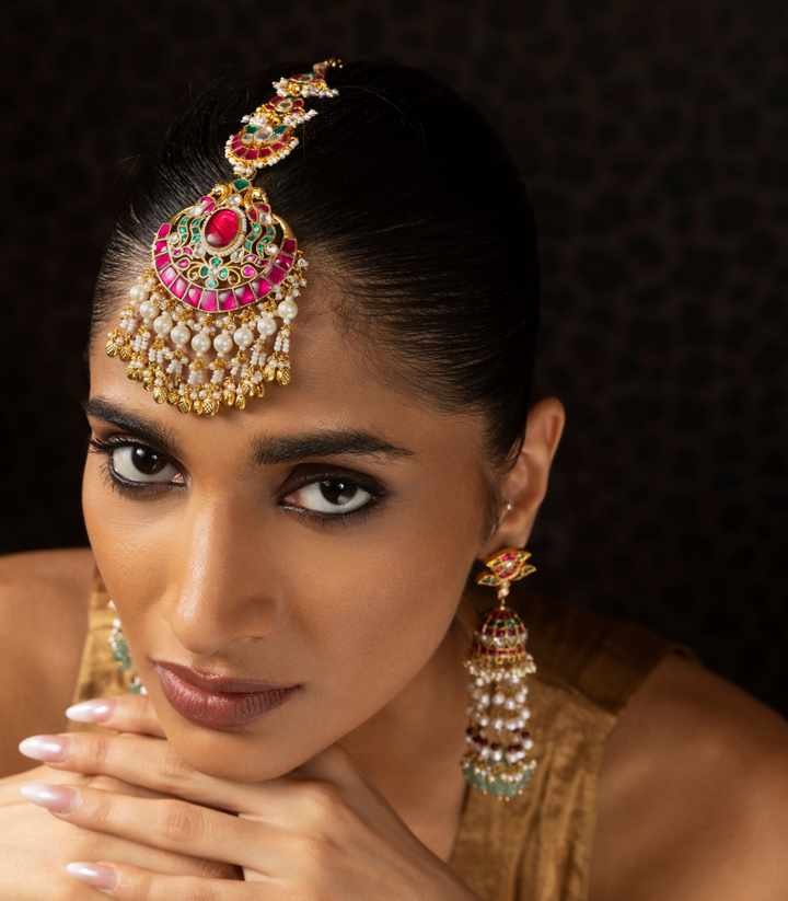 SNEHA RED KUNDAN TIKA