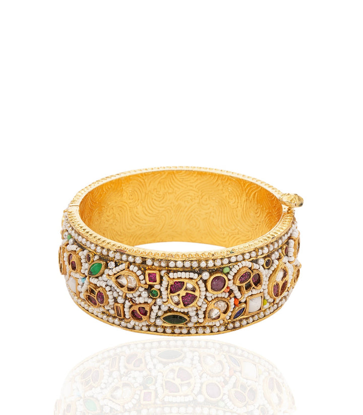 ISHANI NAVRATAN KUNDAN BANGLES