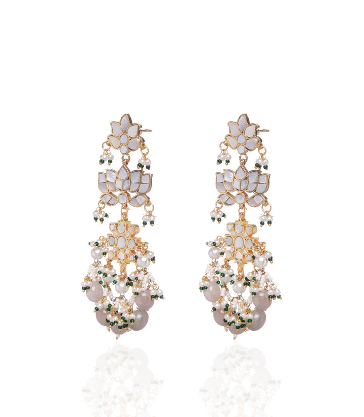 MANAH MOTHER OF PEARL EARRING