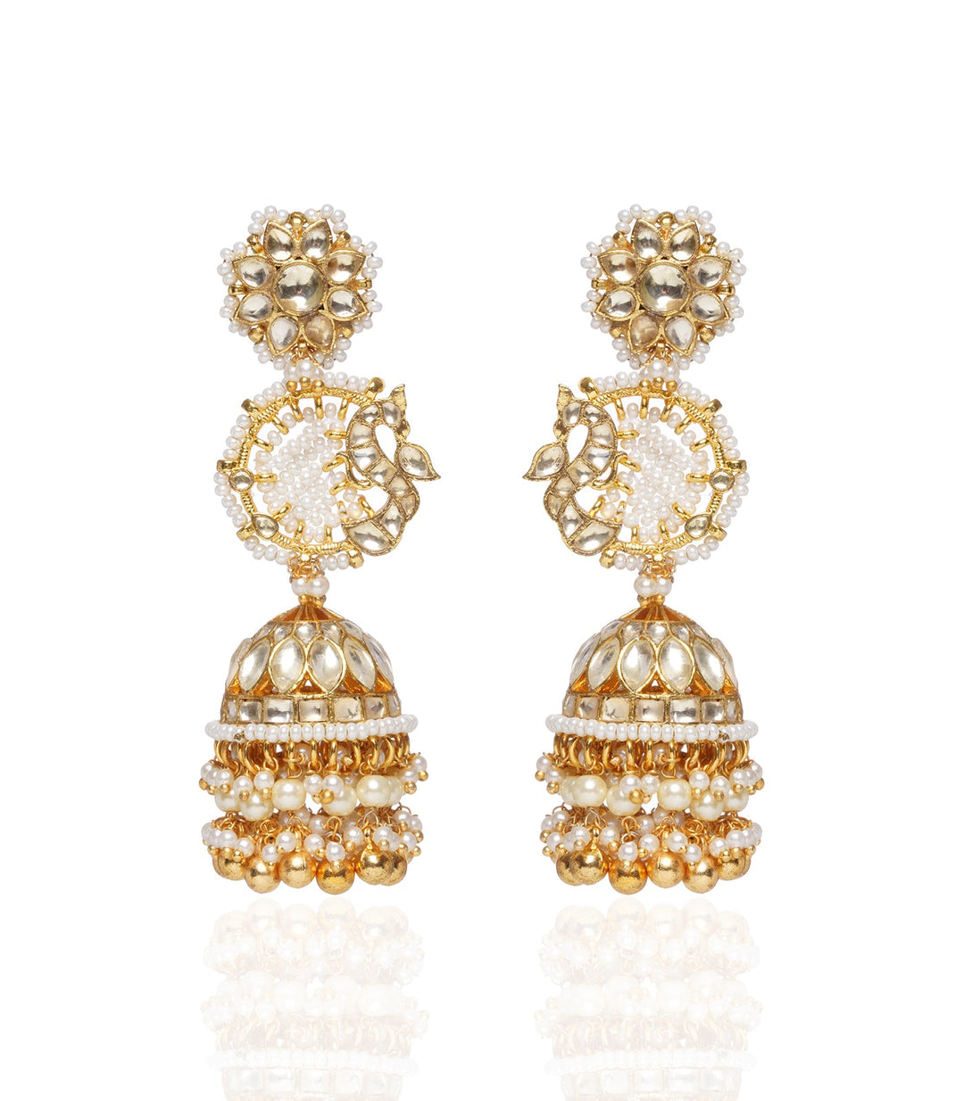 Kanika White & Gold Kundan Pendant Set