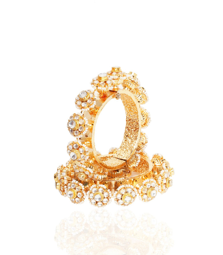 PREET GOLD PLATED KUNDAN FLOWER PACHELI BANGLE