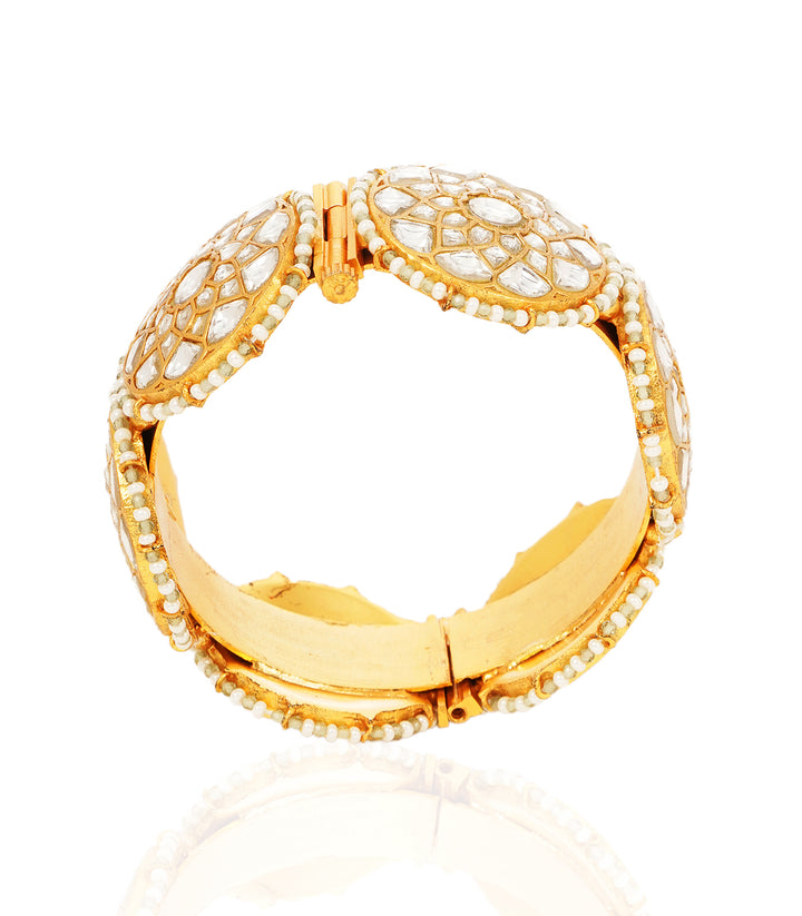 ZOYA WHITE KUNDAN BANGLES