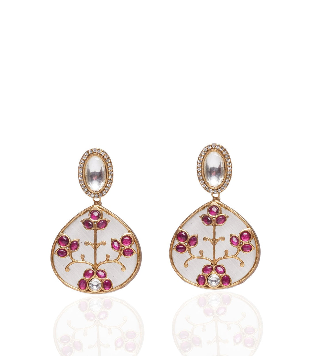 Kritika Kamra in preeti mohan