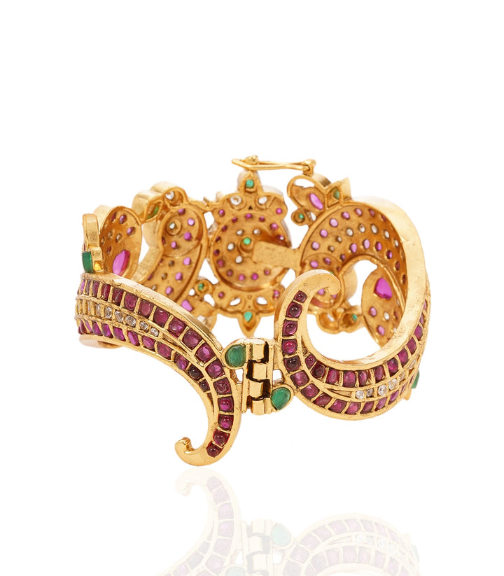 NISHA RED KUNDAN BANGLES