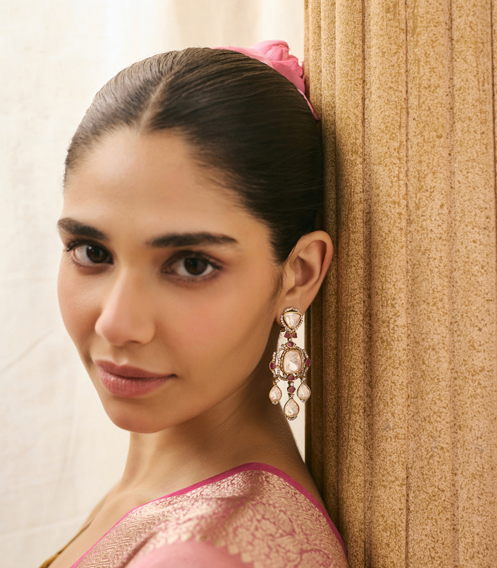 HEENA RED POLKI STATEMENT EARRING