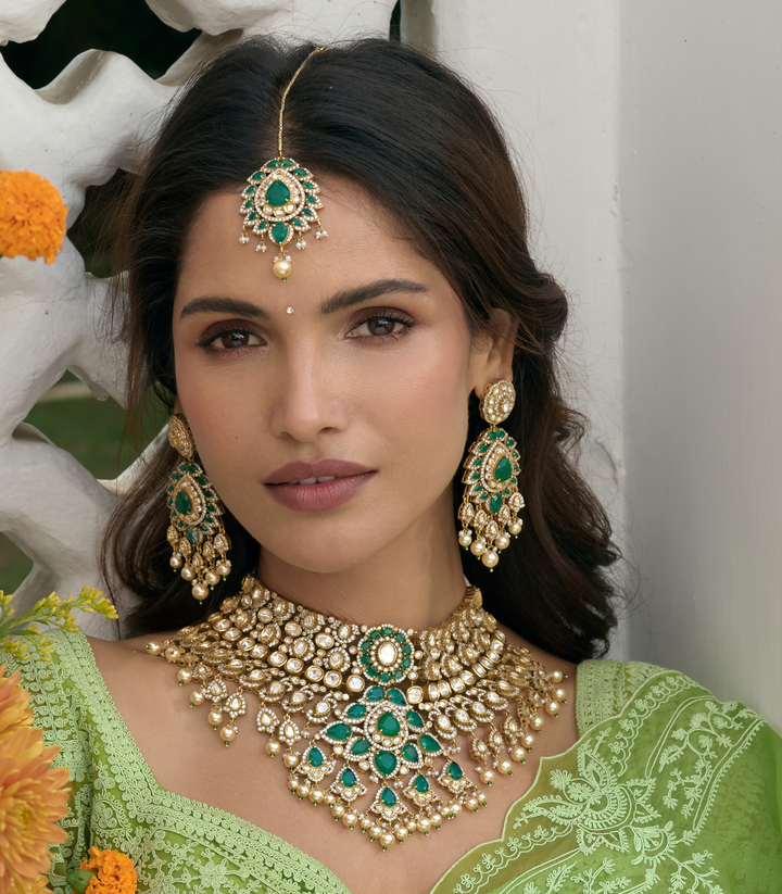AWIADIA GREEN ZIRCON NECKLACE SET