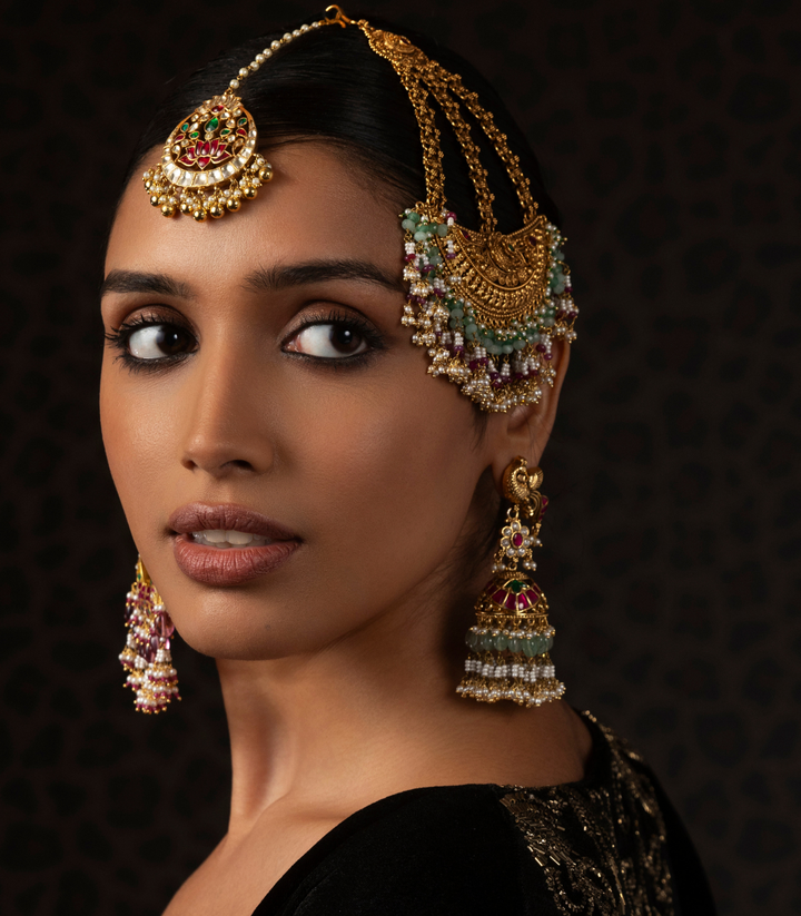 VARAHI RED & GREEN KUNDAN TIKA