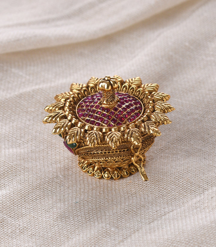 GOLD PLATED RED & GREEN FLOWER SINDOOR BOX