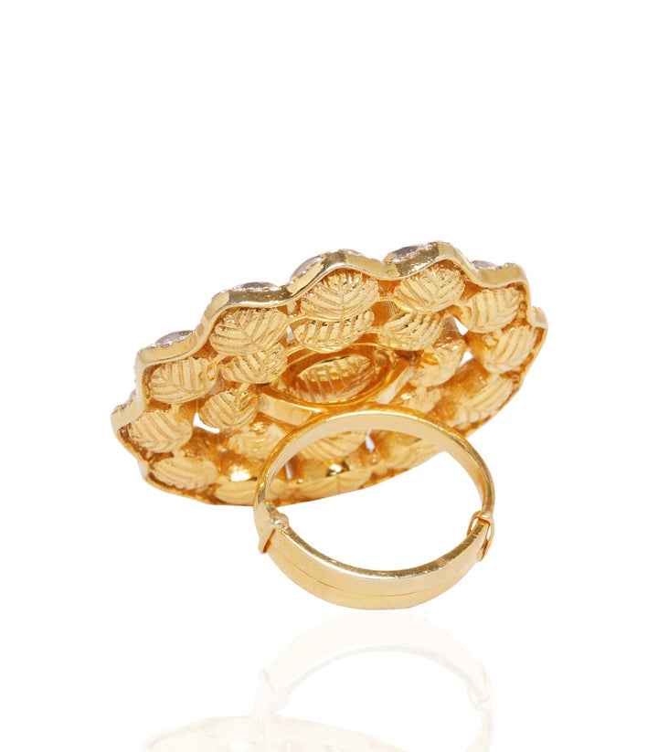 MRIDA MOISSANITE RING