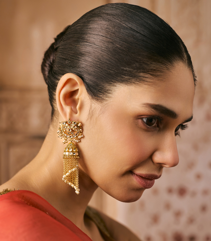 MIRA WHITE KUNDAN JHUMKA