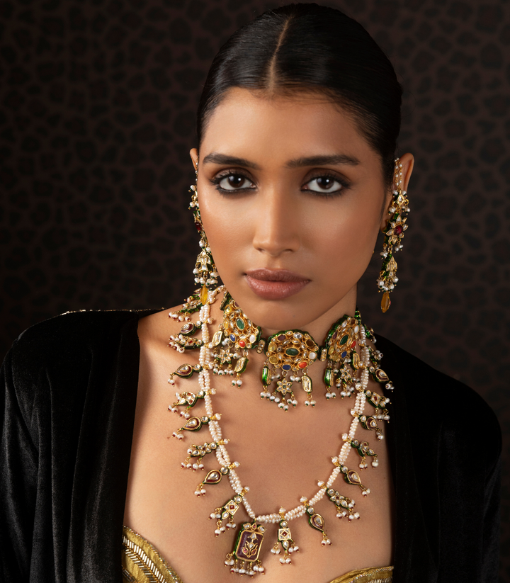 CLAIRE GREEN KUNDAN LONG NECKLACE
