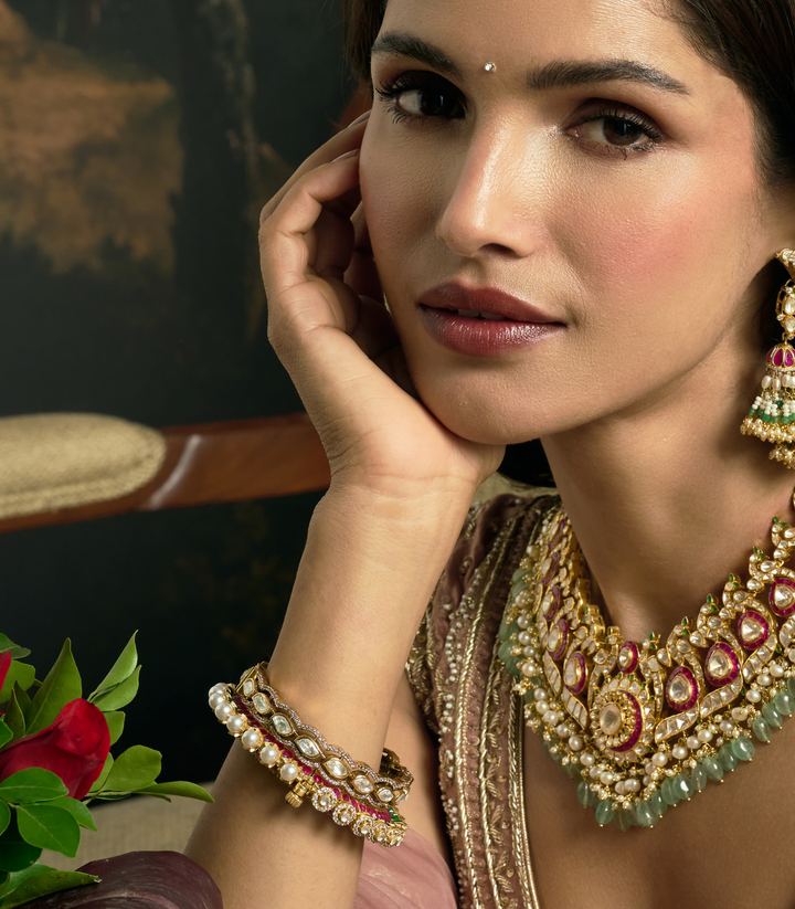 NANDHINI RED & GREEN KUNDAN BANGLES