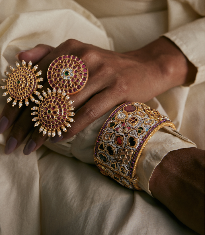 MAYURAKSHI NAVRATAN KUNDAN BANGLES