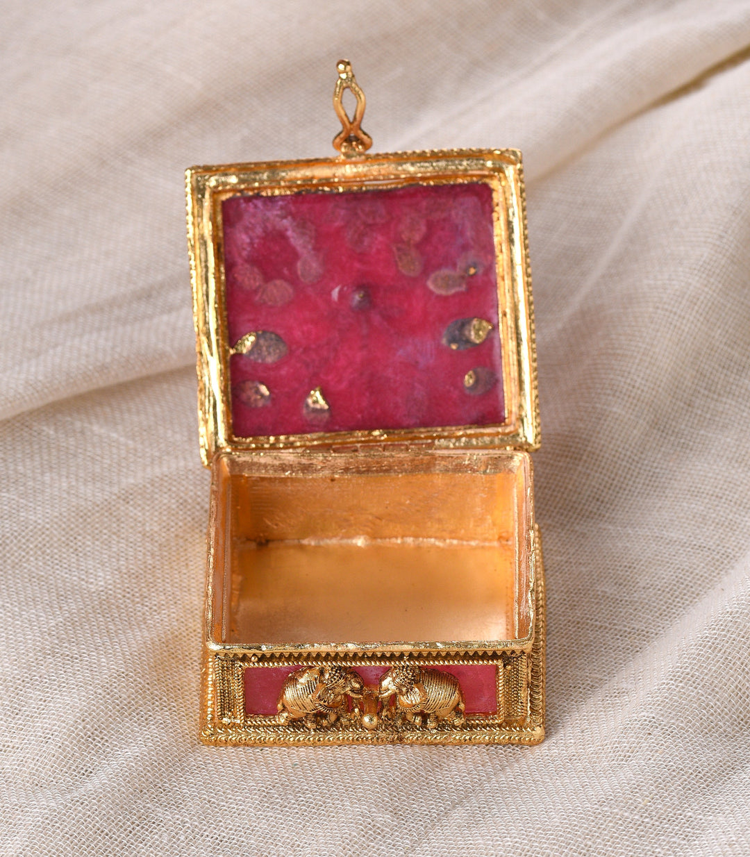 GOLD PLATED SQUARE PINK KUNDAN SINDOOR BOX