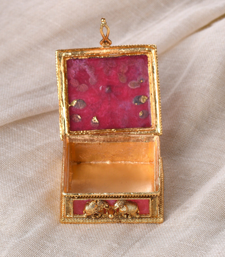 GOLD PLATED SQUARE PINK KUNDAN SINDOOR BOX