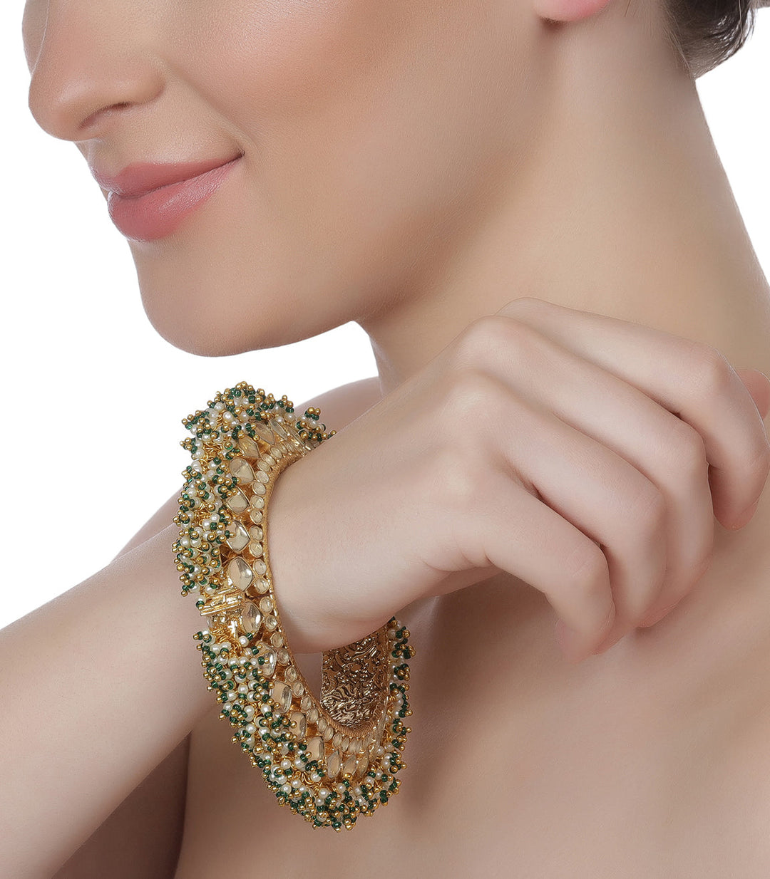 Aradhya Gajra Kundan Bangles