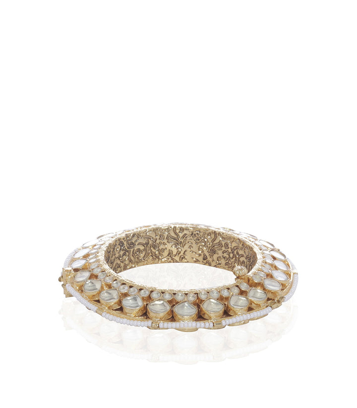 Aradhya Kundan Bangles