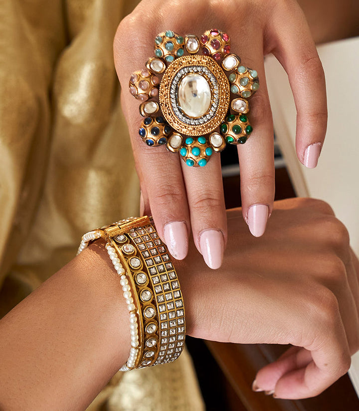 Kaushiki Kundan Bangle