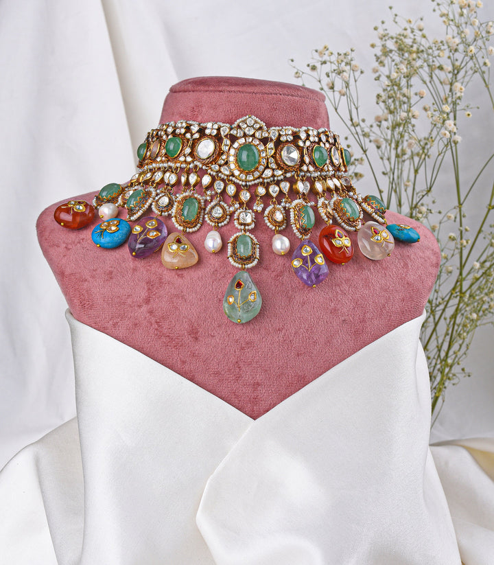 YADAVI GREEN MOISSANITE NECKLACE