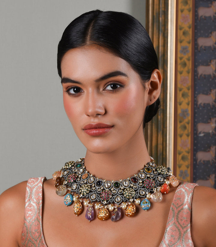 SVARA ANTIQUE FINISH NAVRATAN NECKLACE SET