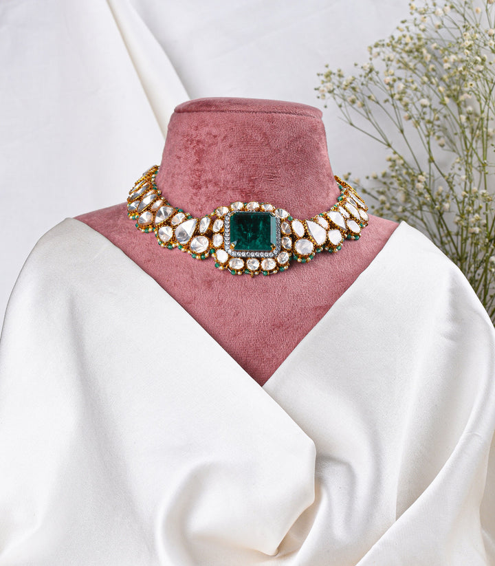 PRANSHI GREEN MOISSANITE NECKLACE